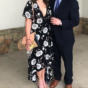 Lulu’s navy floral wrap dress